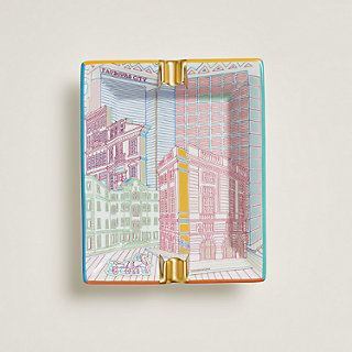 灰皿-《フォーブル・シティ》--